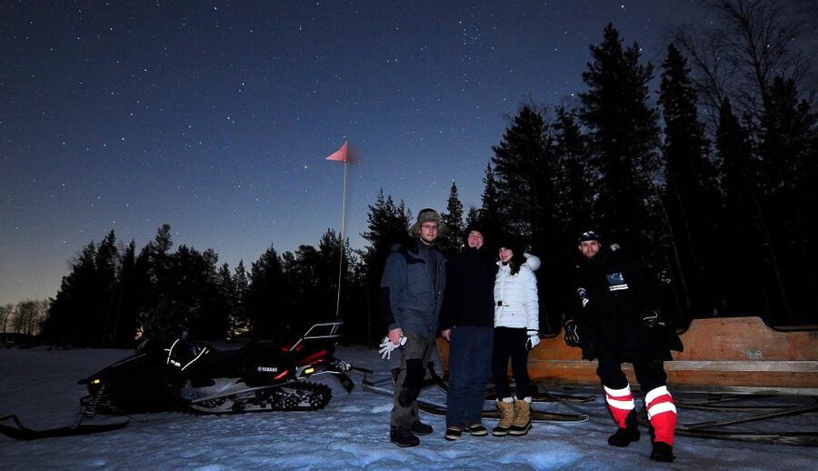Luleå : Northern Lights Tour on a Snowmobile drawn Sled - A northern lights search with a real sense of place