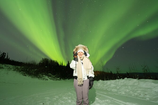 Luxury RV Small Group Aurora Chasing Tour with Photography - Snacks, hot drinks, and the practical comforts