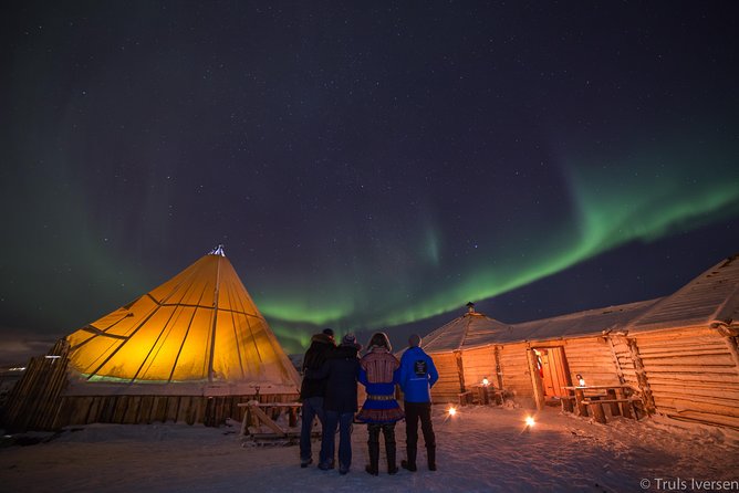 Night Reindeer Sledding with Camp Dinner and Chance of Northern Lights - Group size, timing, and the practical details