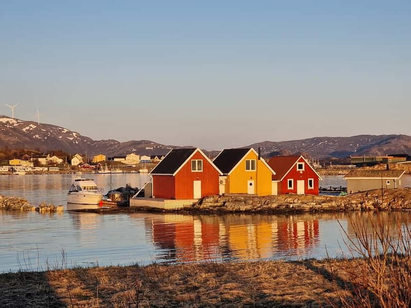 Northern Lights Adventure in Tromsø with Free Photos - Choosing the secret stop