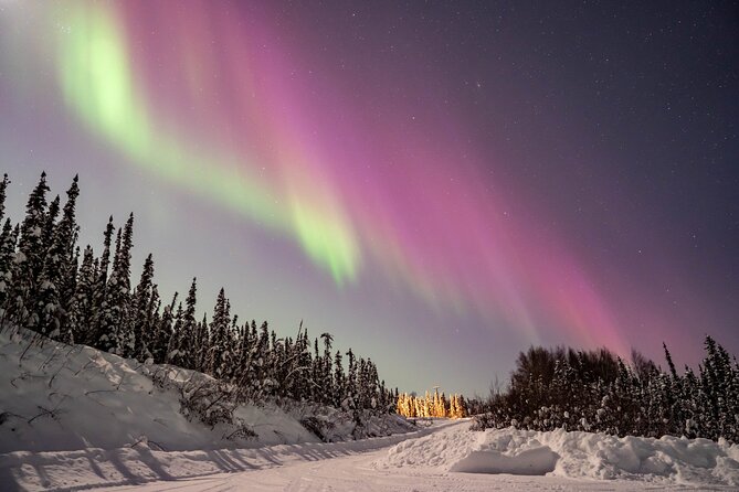 Northern Lights Aurora Chasing Adventure Tour & Free Photography - A group of up to 14 keeps the outing fairly personal