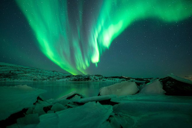 Northern Lights Big Bus Chase with Chasing Lights - What happens after the 5:20 p.m. meeting