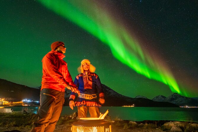Northern Lights Chase with Sámi & local storytelling - Group size, comfort, and personal attention