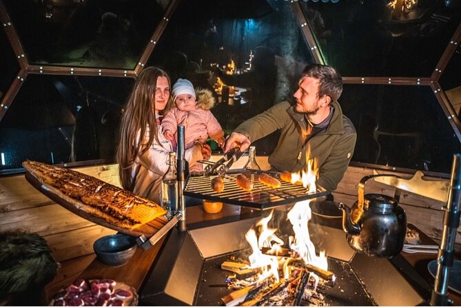 Northern Lights dinner in a Glass Igloo - What happens during the three hours