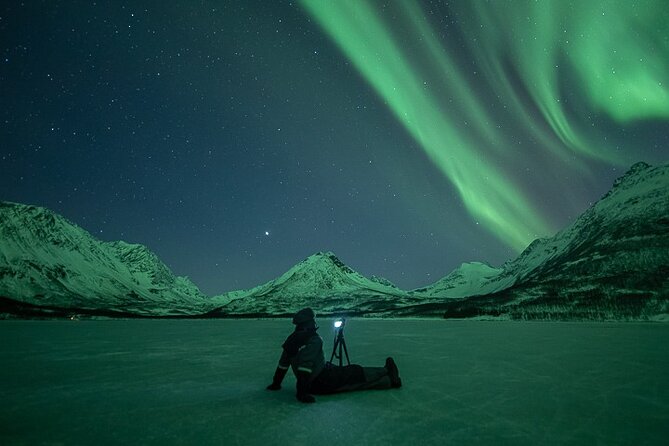 Northern Lights Expedition Tromsø - 6 people - Arctic Photo Guide - Chasing clearer skies beyond Tromsø