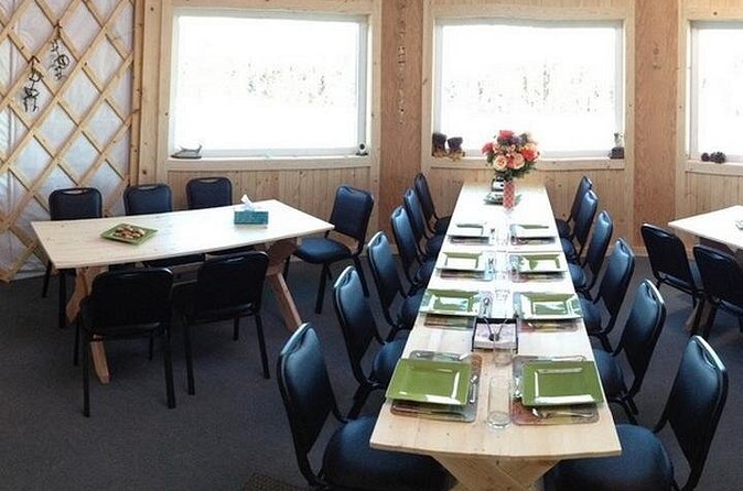 Northern Lights Experience and Cabin Dinner - Chasing a natural show, not a guaranteed attraction