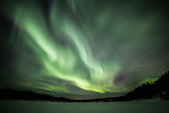 Northern Lights Hunt Including Snacks on Campfire from Rovaniemi - Why the dark countryside matters