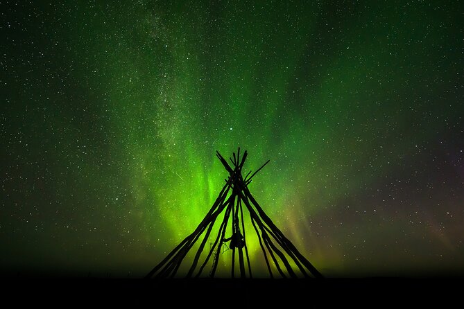Northern Lights Hunt - The opening aurora lesson