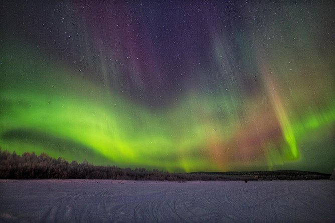 Northern Lights Hunting with Snowmobiles - The guides make a practical difference