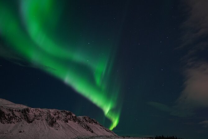 Northern Lights In luxury off-road SUV with Photos and Treats - Hot chocolate, cream buns, and warm blankets