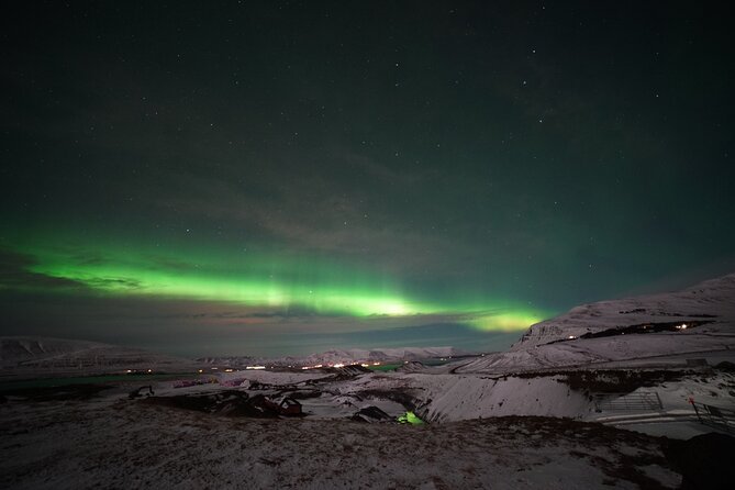Northern Lights In luxury off-road SUV with Photos and Treats - Professional photos are a useful extra