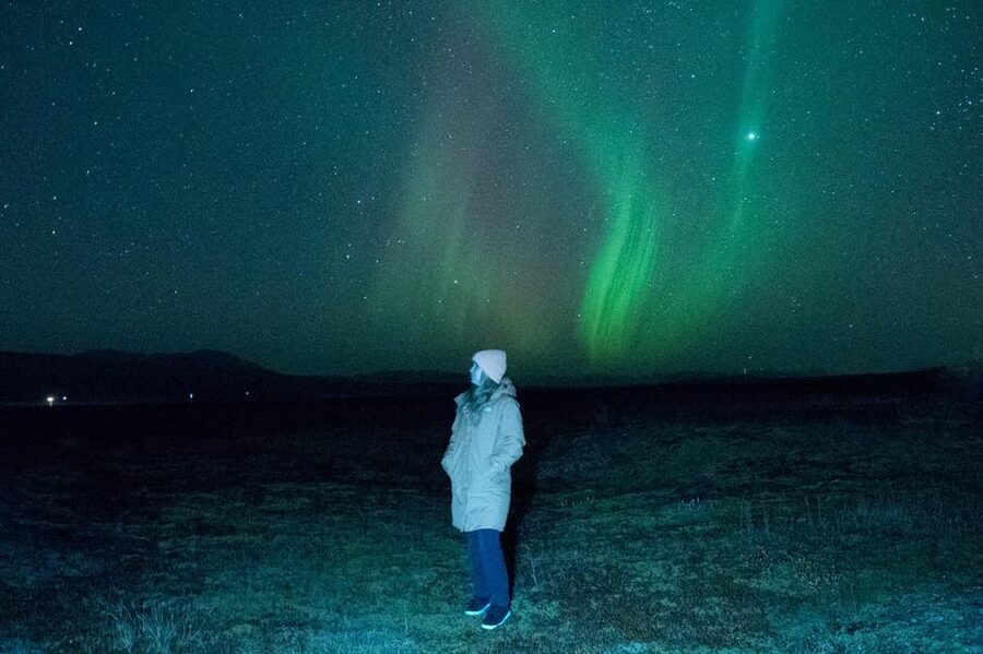 Northern Lights in Mini Bus, Photos, Hot Cocoa and Pastries - My take: book it if you value the search