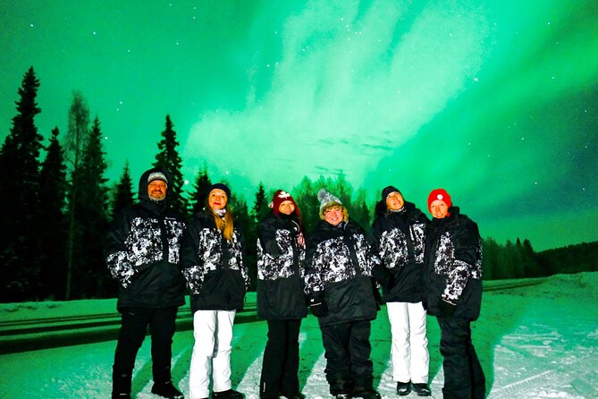 Northern Lights Rovaniemi: Guaranteed Viewing & Unlimited Mileage - Guides make or break the night