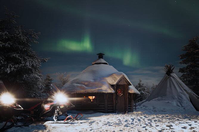 Northern Lights Sledge Ride in Levi - The snowmobile-pulled sledge ride
