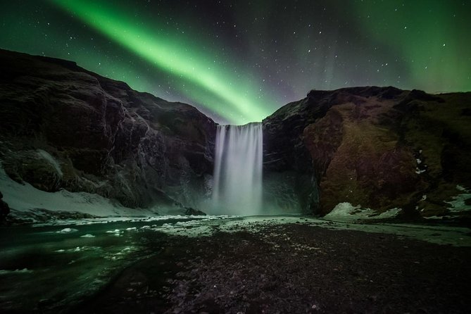 Northern Lights Small Group Tour from Reykjavik with Free Photos - Pickup details deserve close attention