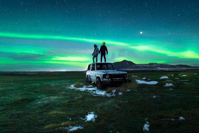 Northern Lights Small-Group Tour with Free Photos & Hot Chocolate - Quick take: what matters most