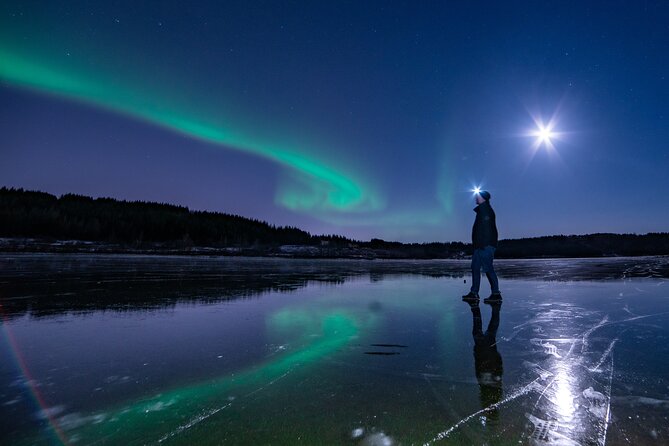 Northern Lights Small-Group Tour with Hot Chocolate & Photos - Aurora photos, naked-eye views, and realistic expectations
