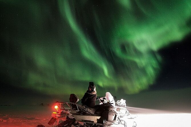 Northern Lights Snowmobile Hunt - Key points to know before booking