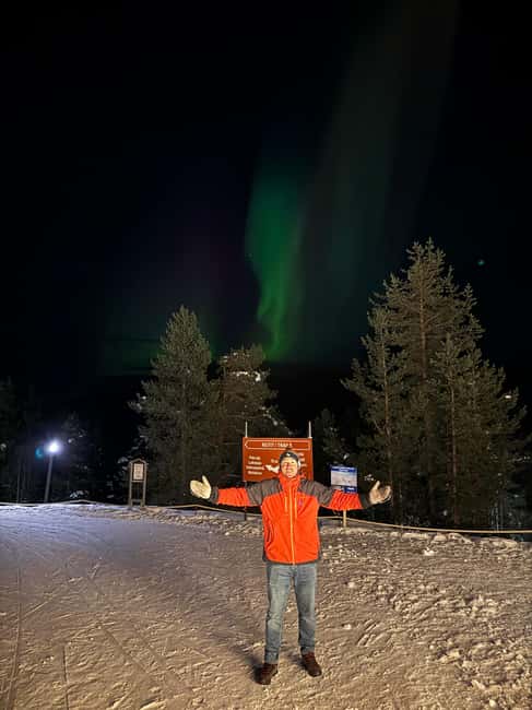 Northern Lights Snowshoe Hike in Levi with Latvian Guide - Snowshoes, headlamps, and the three-hour route