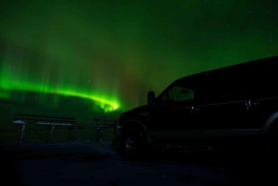 Northern Lights & Stargazing Jeep Tour - Waiting under the stars with a telescope