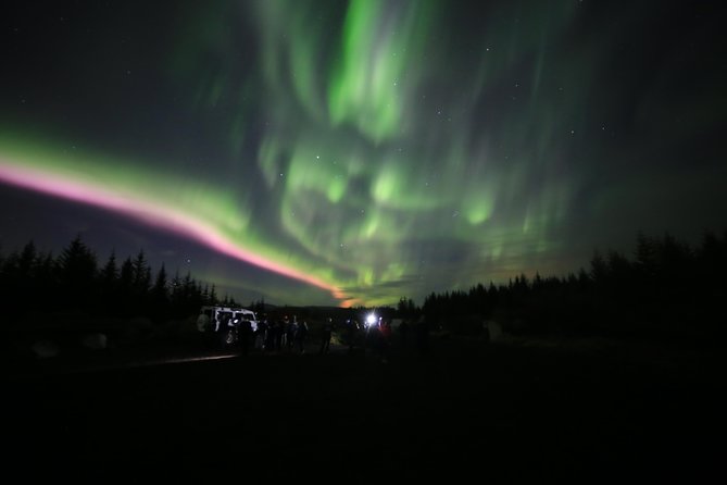 Northern Lights Superjeep Tour from Reykjavik - Hot chocolate, photos, and small comforts