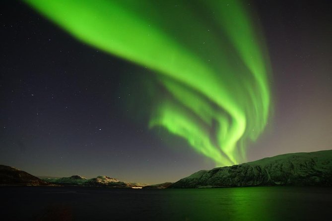 Northern lights - TeslaX Ecofriendly Car - How the evening usually unfolds