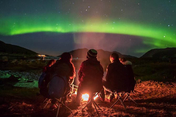 Northern Lights tour - All inclusive - Northern Horizon - A small group makes the chase easier