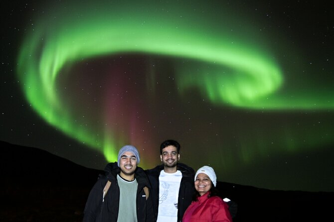 Northern Lights Tour: Cozy Night Adventure with Hot Chocolate - Hot chocolate, hand warmers, and Icelandic donuts