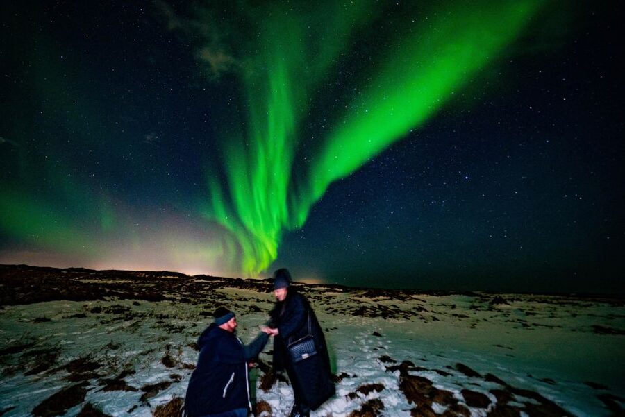 Northern Lights Tour From Reykjavik with Photography - Chasing dark skies beyond Reykjavik