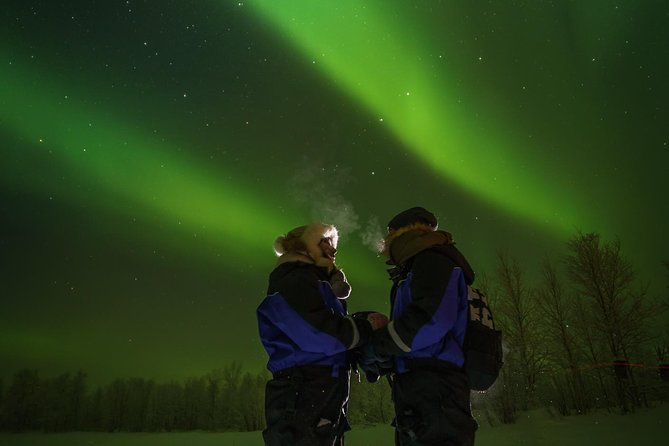 Northern lights tour to Lake Inari from Ivalo, Reindeers & Dinner - Timing, clothing, and group size