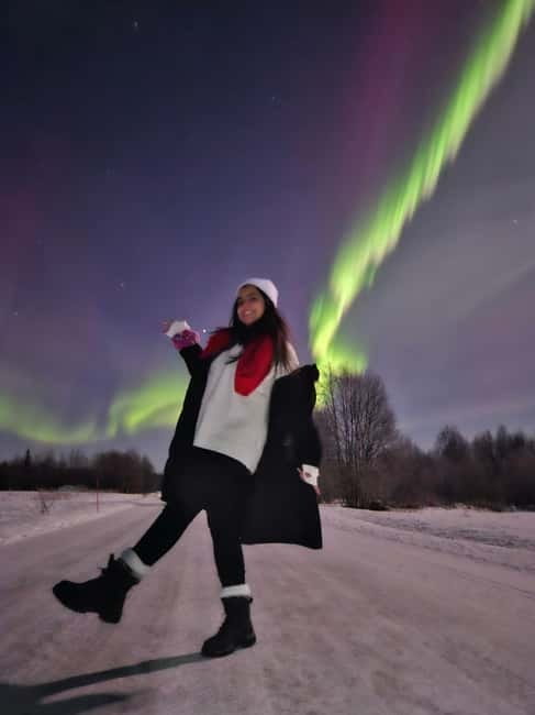 Oulu: Starguaranteed Northern Lights Mobile Chase - The price and what you receive