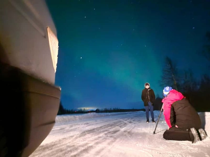 Oulu: Starguaranteed Northern Lights Mobile Chase - Who will enjoy this most