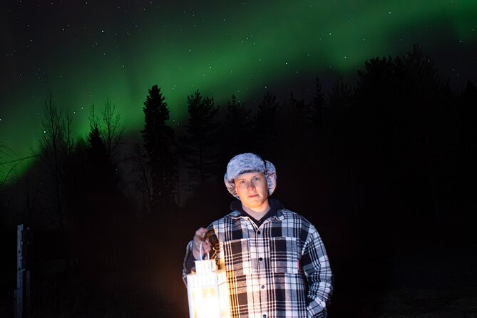 Private Aurora Hunting Tour—Guaranteed Sightings - Guides who keep the search moving