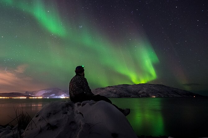 Private & Exclusive Northern Lights Tour with Professional guide - Inland roads and the option of reaching Finland