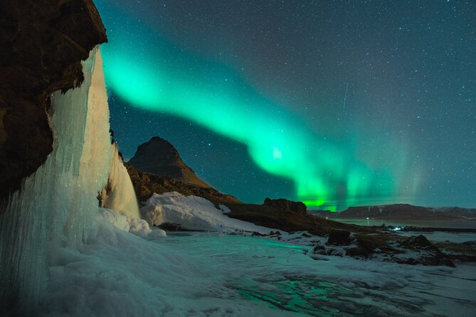 Private Northern Lights Evening Premium Tour - Leaving Reykjavik for the South Region