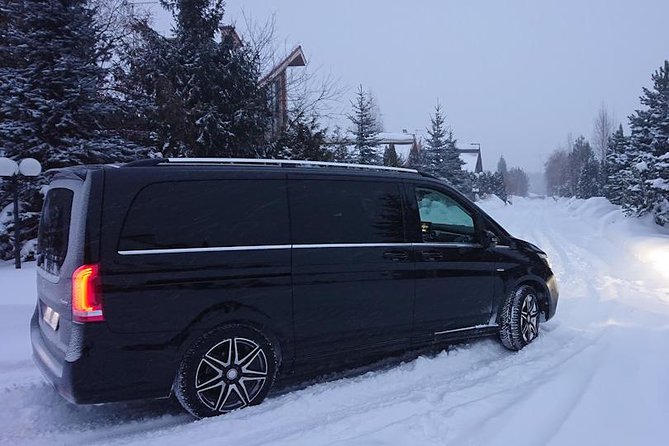 Private Northern Lights Expedition by Lapland's Experienced Team - Weather rules protect your time and money
