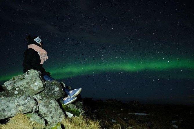 Private Northern lights with photographs - The photo stop under the northern lights