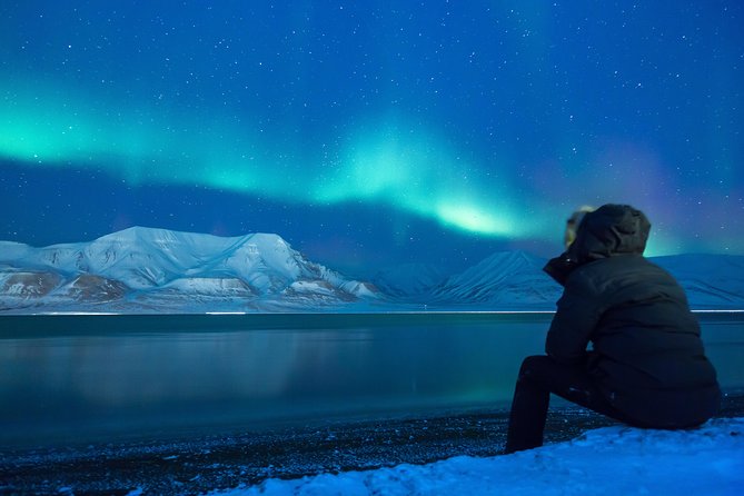 Private Super Jeep Northern lights hunt from Reykjavik - What the science and folklore add