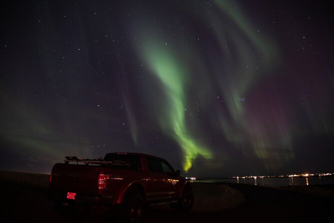 Private tour / Aurora Hunt - Northern Lights Super Jeep Tour - The private format and what it changes