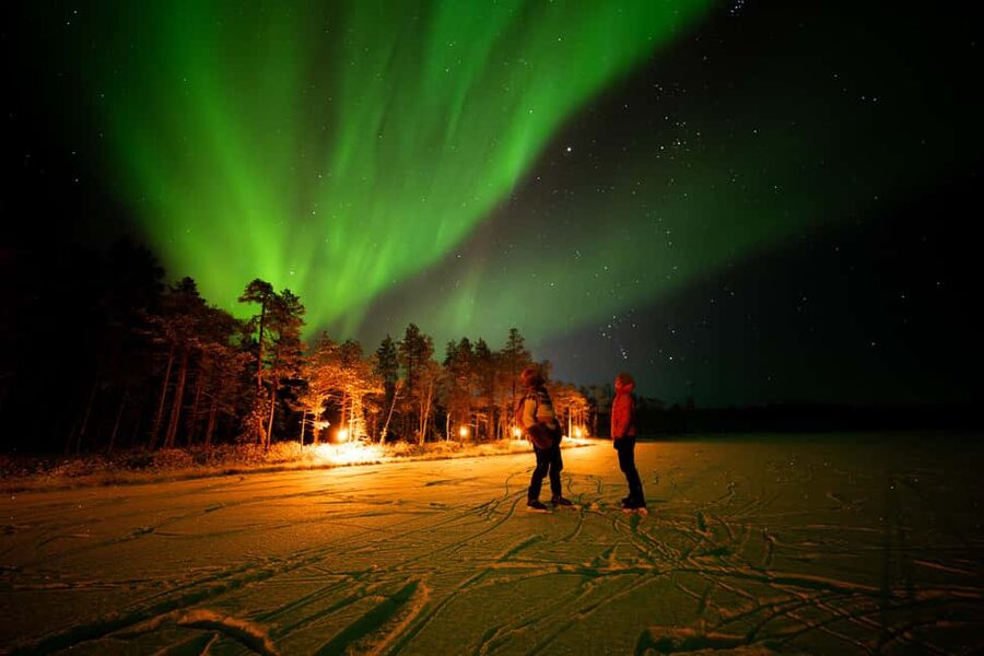 Ranua: Northern Lights tour with Campfire Meal & Pro Camera - Choosing the viewing spot around Ranua