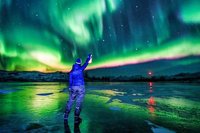 Reflections of the Northern Lights - Meeting in central Rovaniemi at 9 p.m.