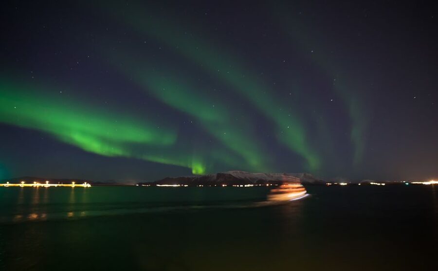 Reykjavik: 2-Hour Northern Lights by Boat with Backup Plan - Booking details worth knowing before you commit