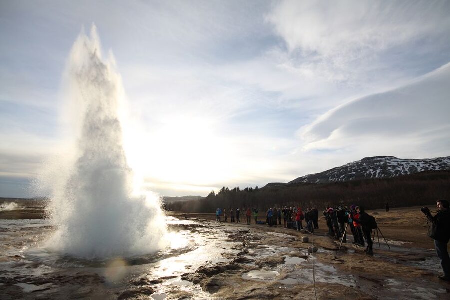 Reykjavik: Golden Circle & Northern Lights 4x4 Tour - The Northern Lights search after dark