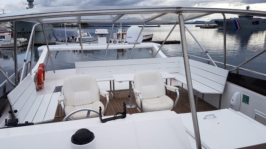 Reykjavík: New Year's Eve Northern Lights Yacht Cruise - Who should book, and who should skip it