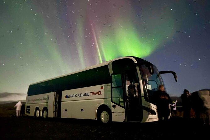 Reykjavik: Northern Lights Comfort Coach with Surprise - Why this Reykjavik aurora hunt feels different