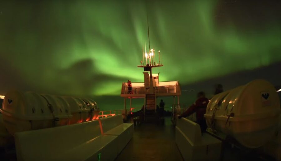 Reykjavík: Northern Lights Cruise - Searching Faxaflói Bay for the aurora