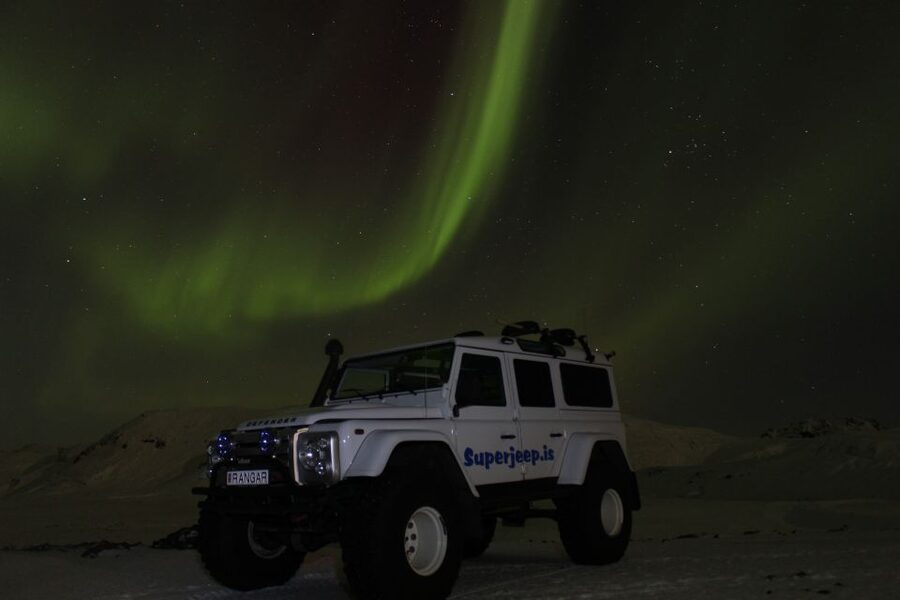 Reykjavik: Northern Lights Experience by Superjeep - Who will get the most from this outing