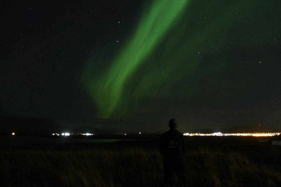 Reykjavik: Northern Lights Motor Yacht Cruise - Moving into darker water in Faxaflói Bay