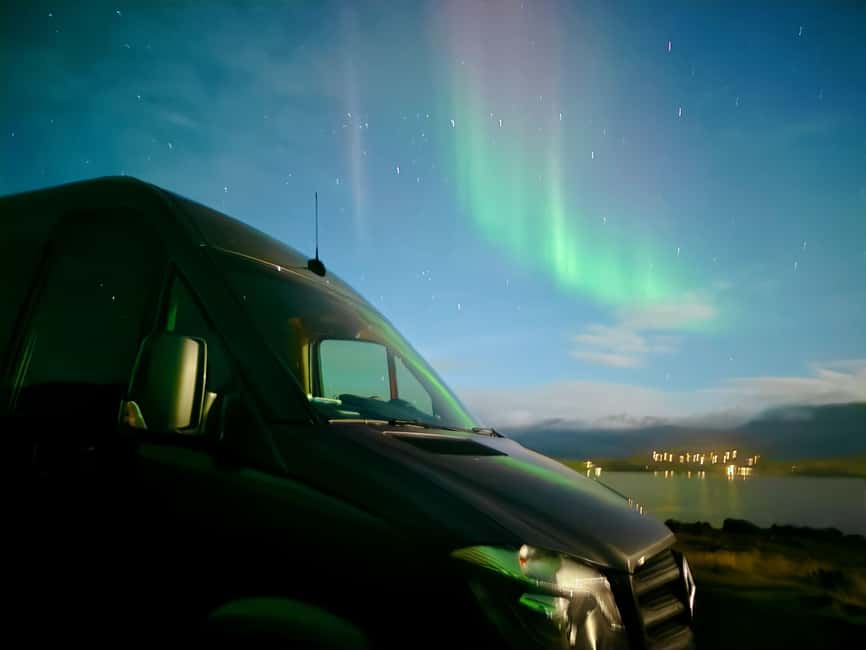 Reykjavik: Northern Lights Small Group with Surprise - The science and stories behind the aurora