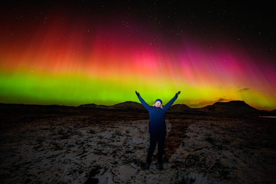 Reykjavik: Northern Lights Tour with Private Photographer - Small group, but not a private outing